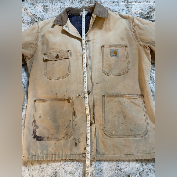 Vintage Distressed Carhartt Blanket Lined Chore Coat. - Picture 14 of 15